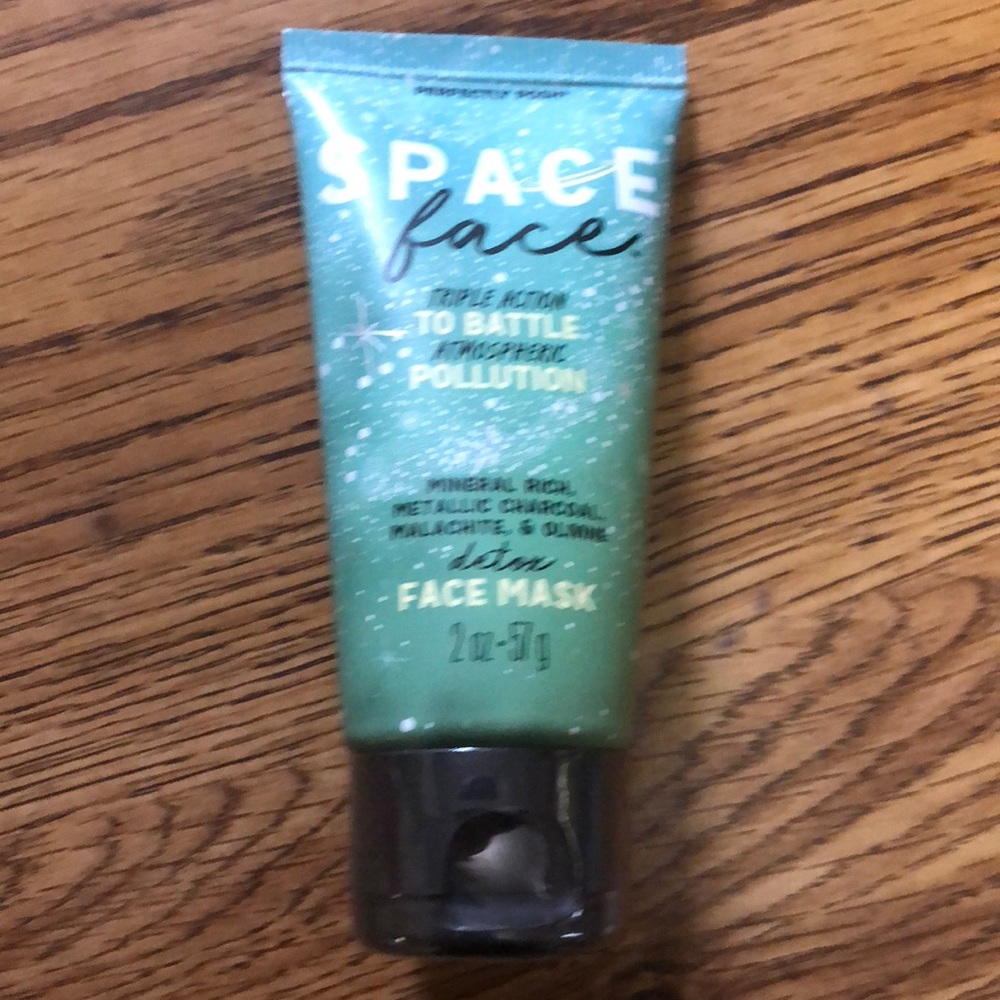 Perfectly Posh Space Face